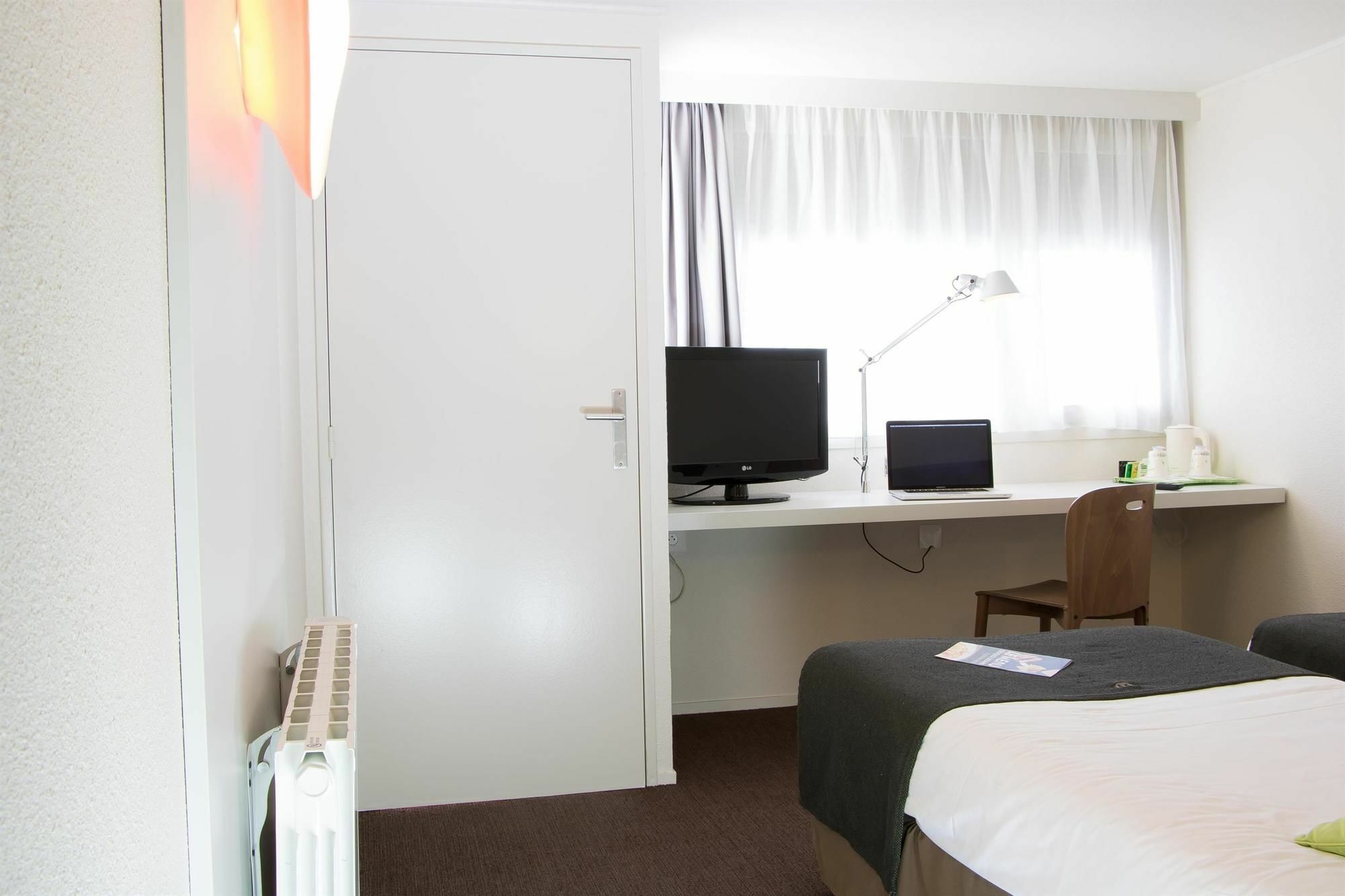 Campanile Nantes Saint-Sebastien-Sur-Loire Hotel Eksteriør billede